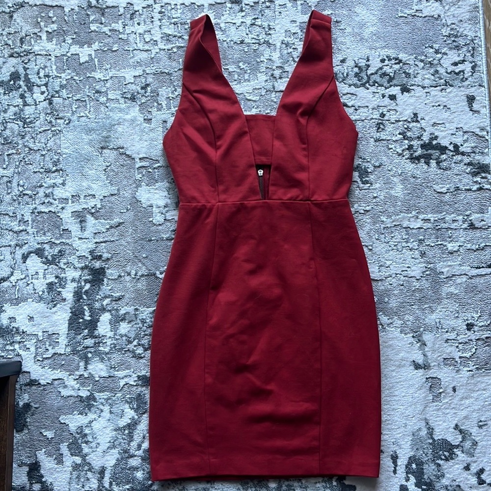 Gorgeous red body con dress with cutouts